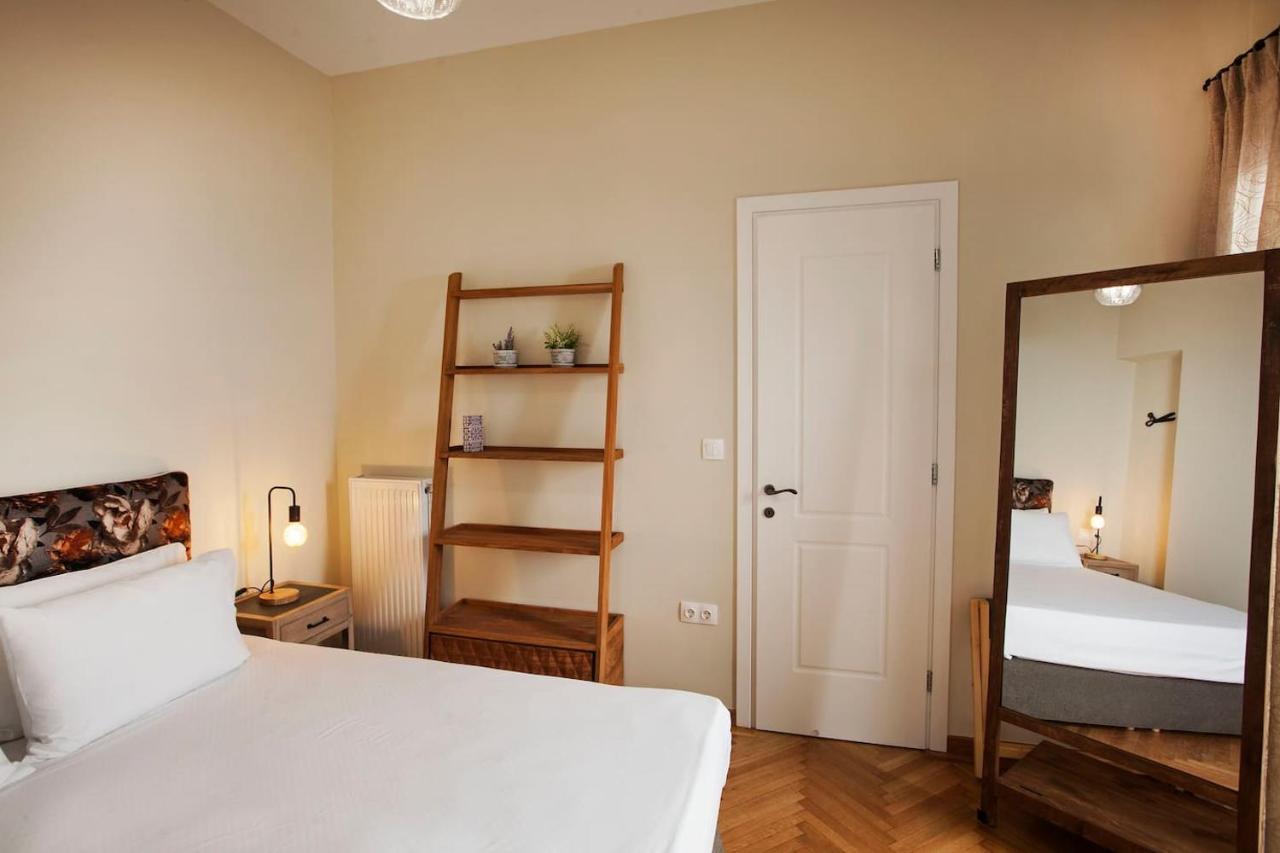 אתונה Pagrati Hilton Location Bentzi Family Suite 5 מראה חיצוני תמונה