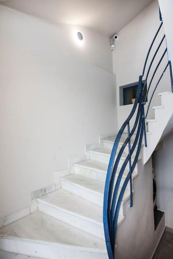 אתונה Pagrati Hilton Location Bentzi Family Suite 5 מראה חיצוני תמונה