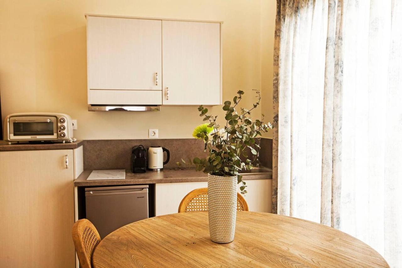 אתונה Pagrati Hilton Location Bentzi Family Suite 5 מראה חיצוני תמונה